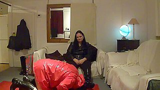 Bbw mistress lydia has slave lick boots and feet clean