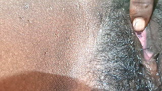 Delivery Boy Fucks Tamil Aunty so Hot Sex