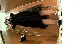 Chubby amateur nude on hidden cam