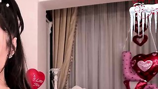 Leann amateur beautiful brunette with big boobs