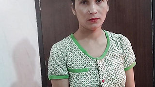 School girl ka uniform utaar kar hotel me jabar dasti pela