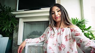 Foot Tease With Nina Nieves - Nina Nieves