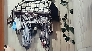 Stepsister Shower Surprise Woman Shows Her Body