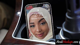 Guy got laid his hot Arab classmate