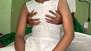 Pussy Flashung in Jungle and Couple Sex