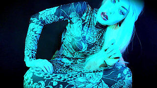 The Punishment for a Cheating Husband Is That He Becomes My Toilet - Pee Edition