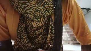 Desi Girl Hot Voice Story with Stepmom and Stepsister in Bengali Homemade