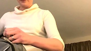 Amateur Milf Peeing Through Lacie Panties
