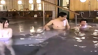 Japanese Girl Seduced Fucked Old Man Public Bath