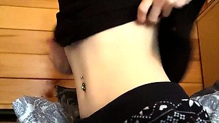 Amateur Webcam Teen Masturbates And Teases