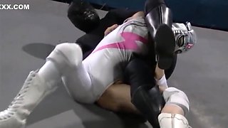 Japanese wrestler defeated and armpit licking