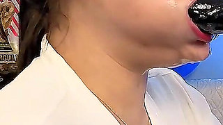 Recorded Live Show: Deep Throat with Lots of Saliva