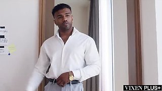 Horny Cop Elizabeth Skylar Seduces Agent - Big Tit MILF Squirting & Deepthroat