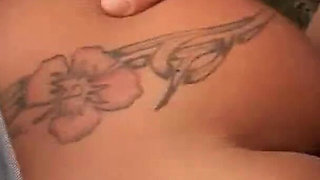 Nice brunette hottie helps her man for outdoor sex