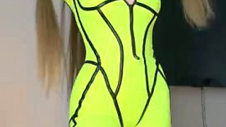 Horny hoe plays with her clitoris - gorgeous XXX!