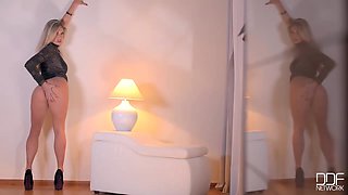 The Queen of Our Cocks