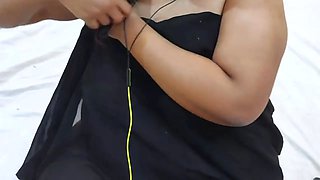 Video Call With Boyfriend - Dirty Hindi Talk & Boobs MMS lick India