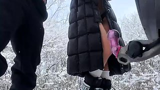 Hot slut suck cock in the snow and anal ride it in the car