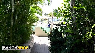 Bangbros - funsized megan teases by the pool before kellen nails her hard & spunks on her Pretty Face