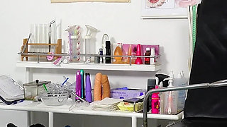 Mature Gyno Exam - sexy MILF fucked by student medic in head physician's gyno surgery