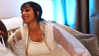 Yasmina Khan Sneaks Out of Wedding for Shadow Dimitri