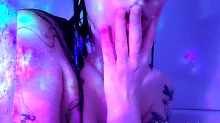 DaneJones HD Natural big boob girl masturbates