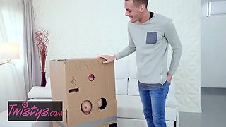Sandra Wellness Creates her own Makeshift Cardboard Gloryhole