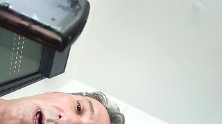 Bossi jerking