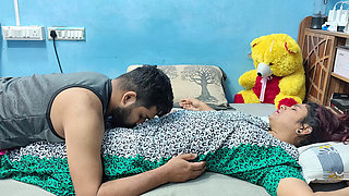 Mallu Wife Pussy Rub and Kissing with Boobs Press and Kiss Romance by Husband