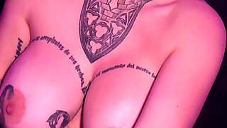 18. Advent Calendar 2025 Red Nail and Vape with Extreme Deepthroat