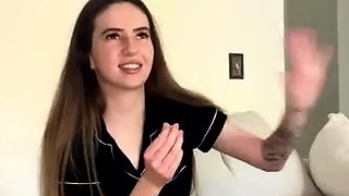 Flexible pale brunette with foot fetish does hot footjob