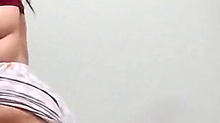 Watch Bridivine Shake That Ass While Cleaning