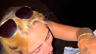 On Tour In A Secluded Parking Lot Outdoor Blowjob Neck Squirt Vibrator Orgasm