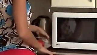 Hairy Teen Making Her Hairy Pussy Orgasming