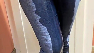 Jeans Wetting