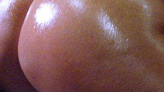 amateur lovebi flashing ass on live webcam