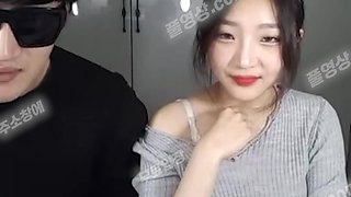 6193 KBJ 팝콘 SUCKY-SUCKY 수호 존예 항공과 F컵 헌팅녀 집으로 대려와서 팬방 three Korea 텔레 UUB892