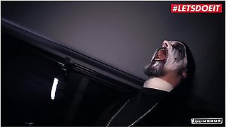Halloween Lullu Gun Petite German Babe Hardcore Monster Threesome