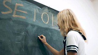 Promiscuous Chloe Cherry nails her china teacher during class- psychoporn.net
