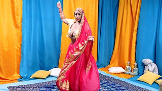 A busty Indian woman fucks