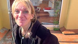 WASHING MACHINE ROOM - THE NEIGHBOUR SUCKS COCK AND I CUM IN HER