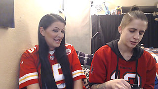 Smoking out my lesbian gf