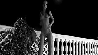 553 Miluska Night Masturbation at the Pool