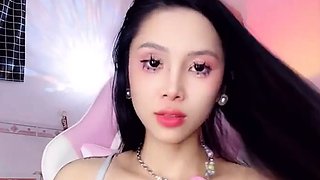 Amateur Webcam Big Boobs Blonde Teen Spit Games Porn