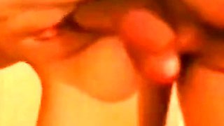 Schneller Fick vor der Dusche - Deutsche Amateur Creampie