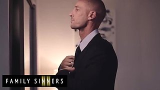 Family Sinners - Blonde Stepdaughter Lily Larimar Seduces Stepdad Ryan Mclane For Hardcore Hotel Sex