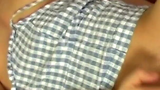 I hunt my cunt - teen girl Gwen Cortez masturbates her pussy