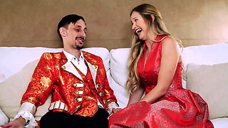 Bronze Goddess With Smoothly-shaven Cunny In Stockings