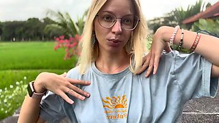 How an AI girlfriend can help you or break you