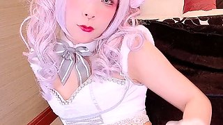 Amateur Webcam Cute Teen Plays Solo with Big